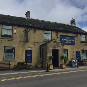 https://the-blacksmiths-arms.yorkshirehotels.net